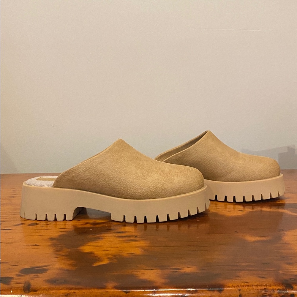 Calia Kendra Vegan tan slip on clogs NWOT size 11 platform